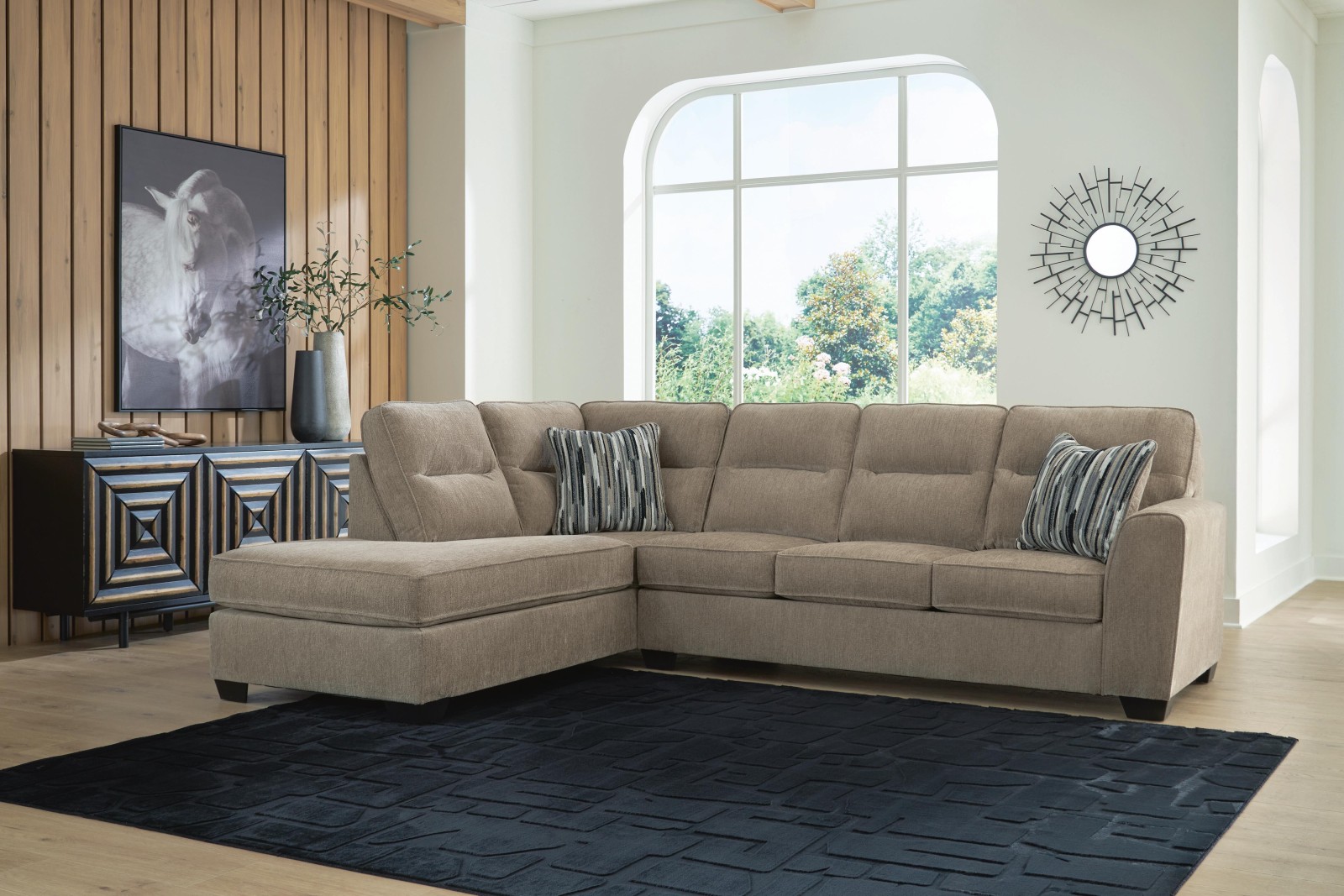 Olten 2-Piece Sectional with Chaise