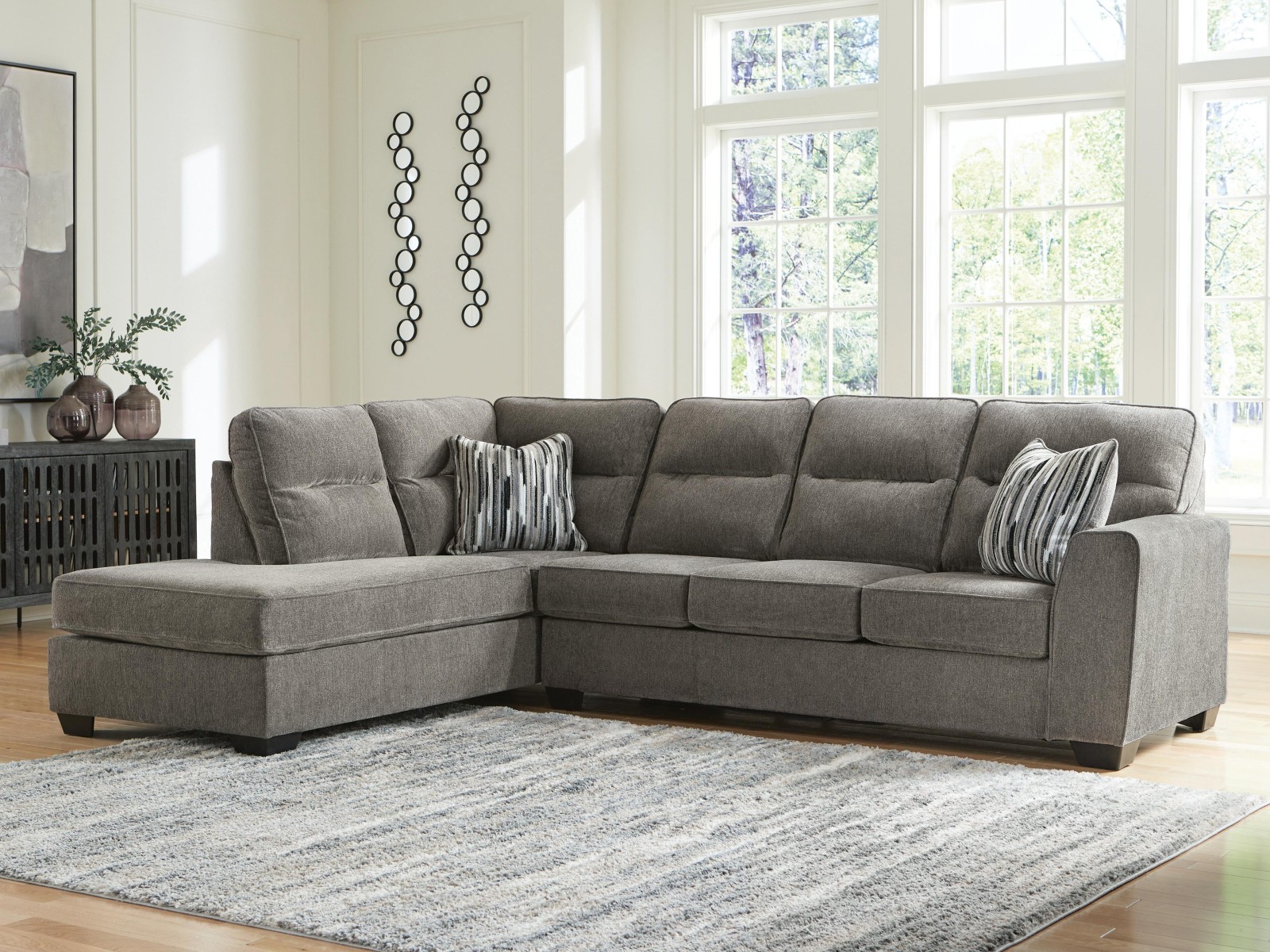 Olten 2-Piece Sectional with Chaise