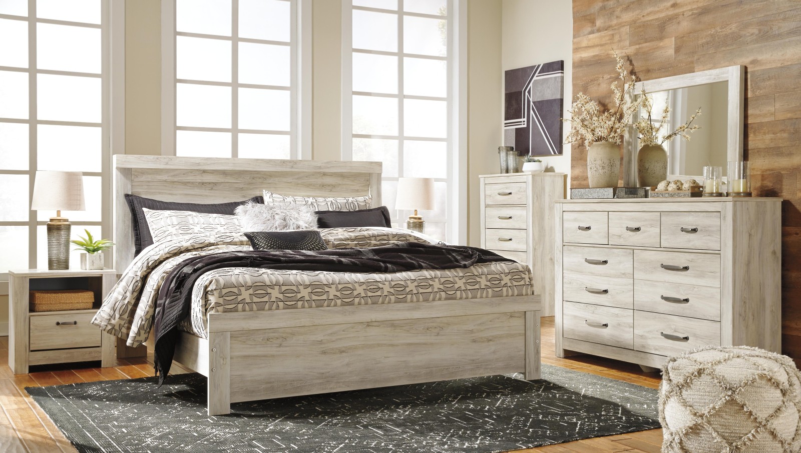 7 pc Bellaby King Bedroom Set