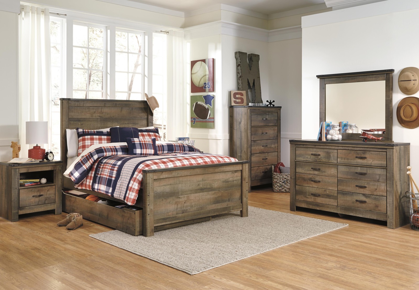 7 pc Trinell Full Youth Bedroom Set
