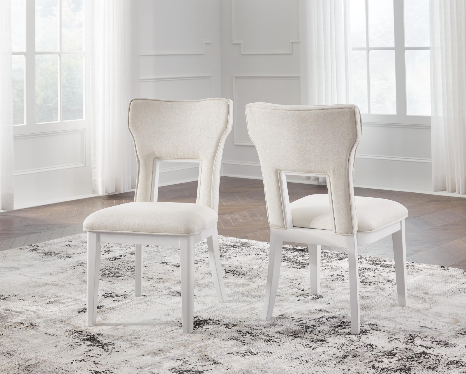 Chalanna Dining Chair (Set of 2)