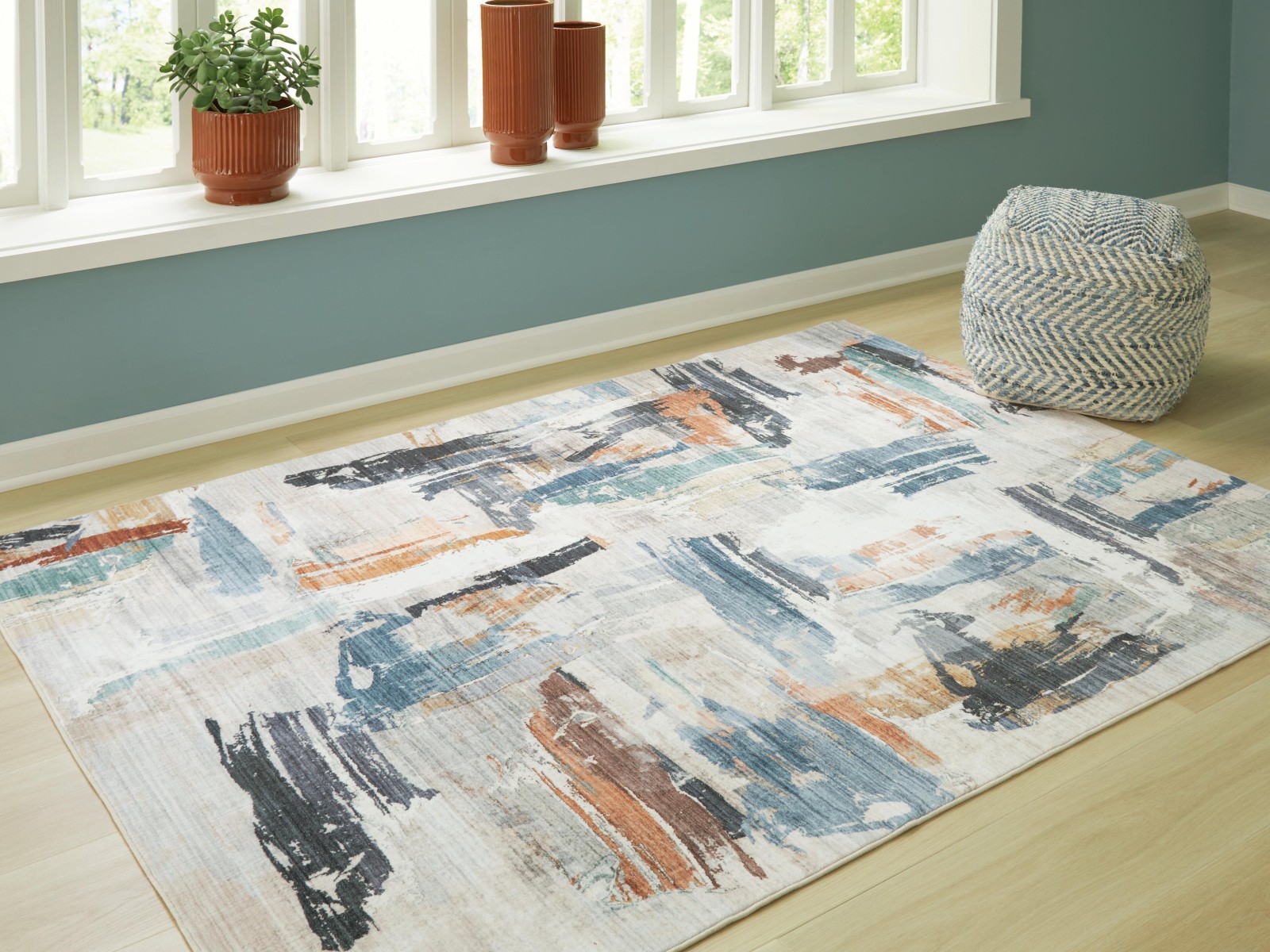Hessland 5' x 7' Washable Rug